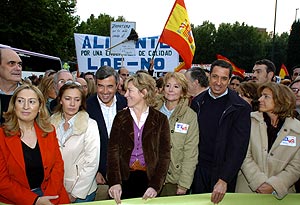 En la marcha han participado destacados miembros del PP. (Foto: EFE)