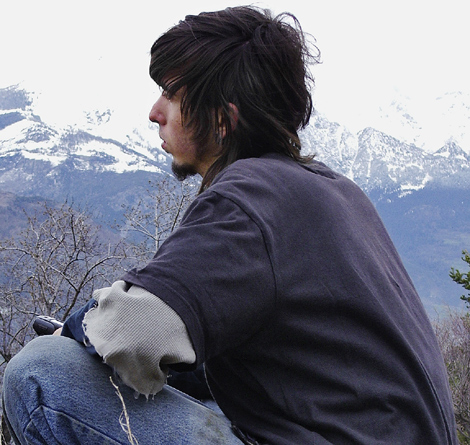 Osel, el 'niño' lama, con 24 años y una nueva vida.
