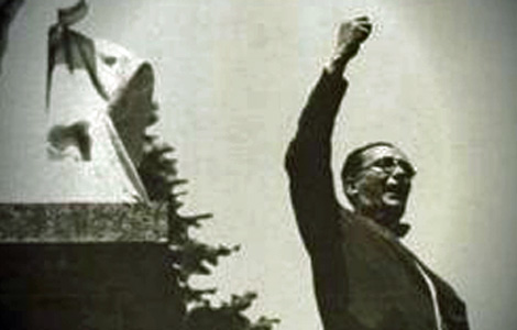 Castelao, que se volcó en la campaña por el Estatuto, en uno de sus mítines.