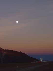 El radiotelescopio APEX en Atacama. | ESO. El radiotelescopio APEX en Atacama. | ESO.