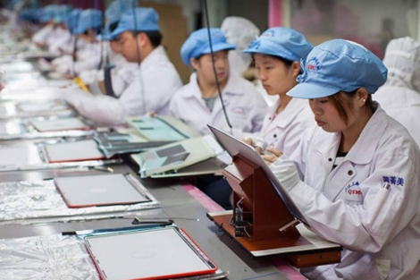 Imagen de una factoría de ensamblaje del MacBook Pro en Shanghai, China. | Apple