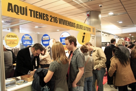 Visitantes a SIMA Invierno 2012 en el Palco de Honor del Santiago Bernabeu. | Antonio Heredia