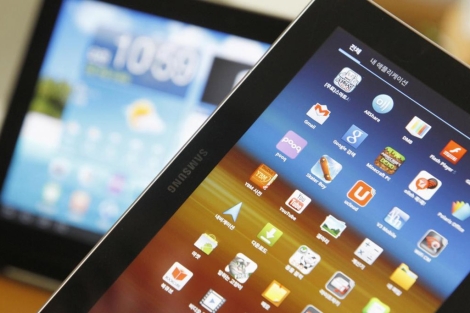 Las 'tablets' (agendas), el cimiento base de este pionero inmueble. | Reuters