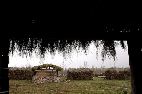 Recreación de las chozas de la época. | Fotos. E. Carrascal