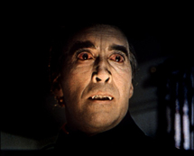 Lee, el Drácula de Hammer. | E.M. Lee, el Drácula de Hammer. | E.M.