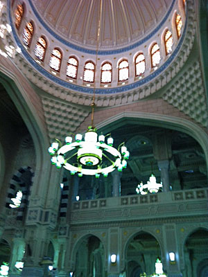 Interior de la mezquita Al Haram.| A. F. Interior de la mezquita Al Haram.| A. F.