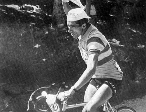 bahamontes refrescandosé