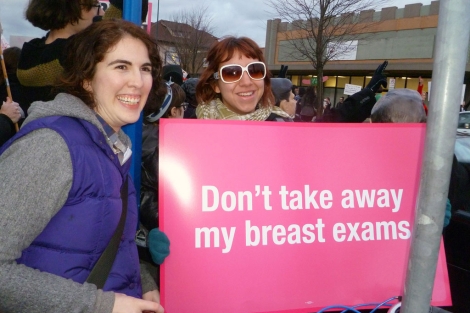 Movilización contra los recortes de la fundación Komen. | Photopin