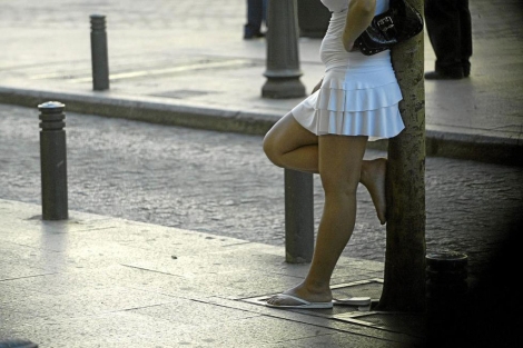 Imagen de una prostituta en Madrid. | Kike Para