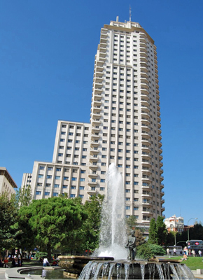 Apartamentos de lujo que acarician el cielo de Madrid
